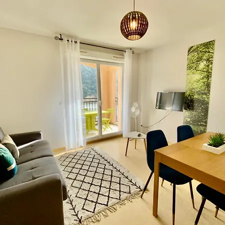 H40 Les Naiades- 2 Bedrooms For 6 People ! בית נופש אוון